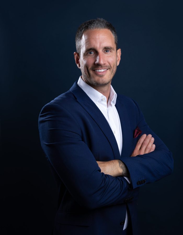 HR headshotsCrescent investments_Poppy Jakes Photography--5