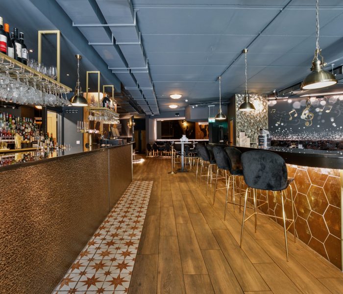 Bars and Restaurants Photography – Poppy Jakes