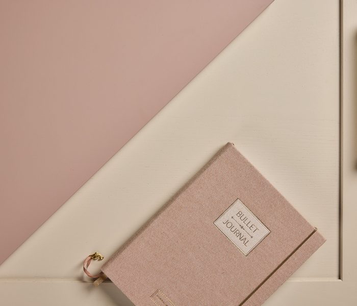 hrSystem Six Moodboard_Poppy Jakes photography-34